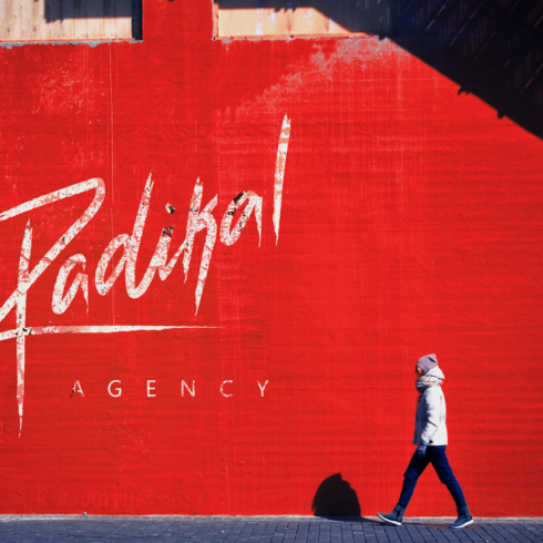Street-Wall-Logo-Mockup RADIKAL